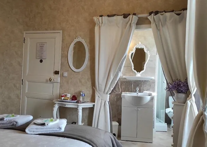 Frühstückspension La Clef Dort 3*